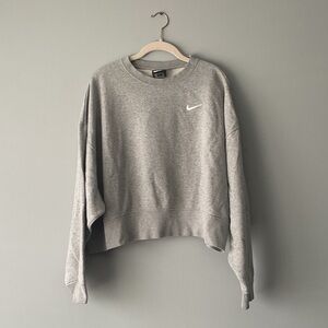 Nike Heather Gray Fleece Sweatshirt